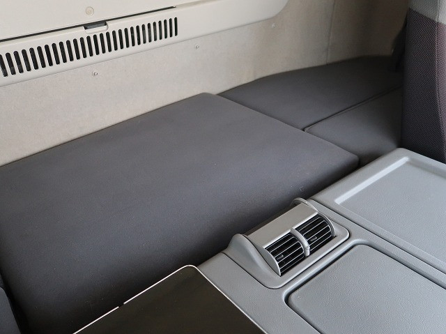 中古トラック 三菱ふそう平ボディアルミブロック ＃23