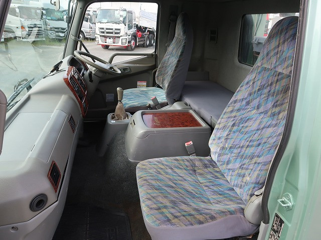 中古トラック 三菱ふそう ファイター 増トンセルフローダー 