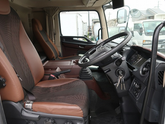 中古トラック 日野アルミウィング ＃13