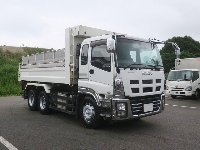 中古トラック いすゞダンプ ＃2