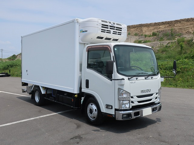 中古トラック いすゞ エルフ 3t冷凍バン