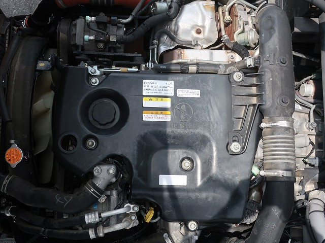 中古トラック いすゞ冷凍バン #13