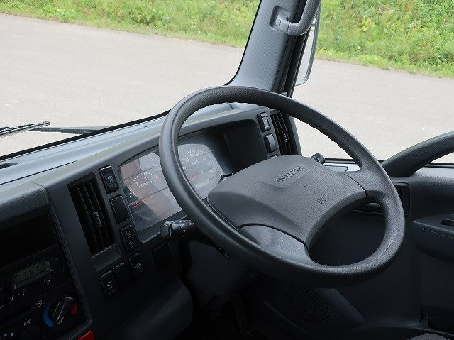 中古トラック いすゞ冷凍バン #16