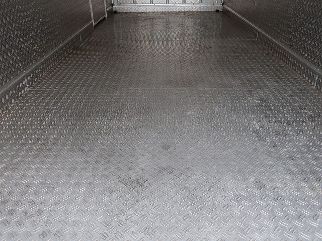 中古トラック いすゞ冷凍バン ＃7