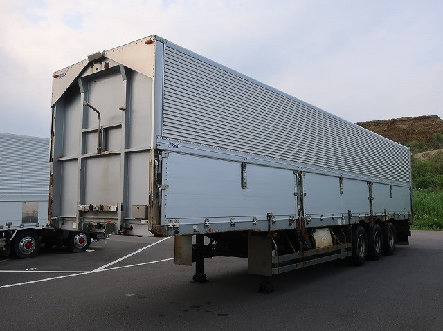 [Vehicle for lease rental only] 2015 model Nippon Trex 3-axle wing trailer, 13m body, maximum load capacity 26.8t, lift axle, air suspension 