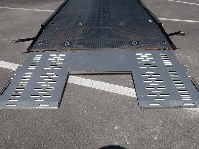 中古トラック 三菱ふそうセーフティーローダー（車載車） ＃8