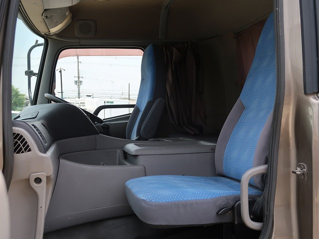 中古トラック UDトラックスコンクリートミキサー車 ＃22