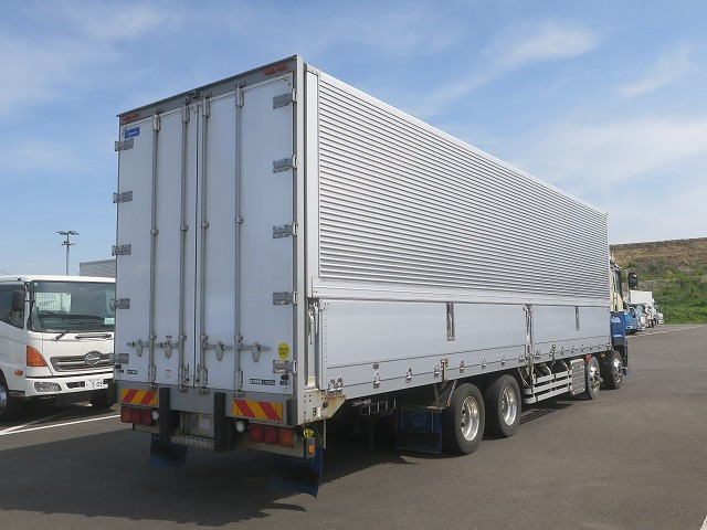 中古トラック いすゞアルミウィング ＃3