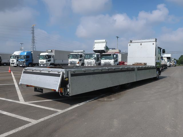 いすゞ、ギガ、平ボディ、QPG-CYL77B・中古トラックの販売・買取