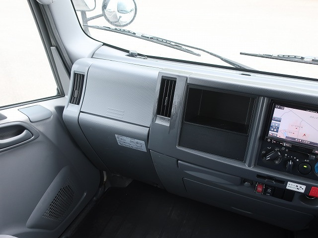 中古トラック いすゞアルミバン #11