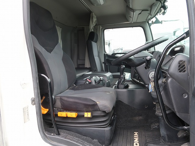 中古トラック 日野クレーン付平ボディ ＃14