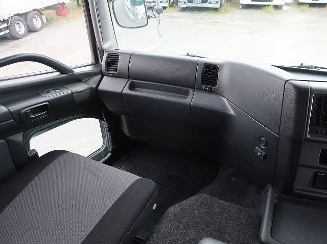 中古トラック 日野クレーン付平ボディ #15