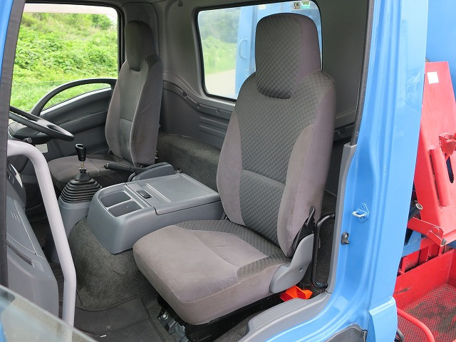 中古トラック いすゞパッカー車(塵芥車) #24