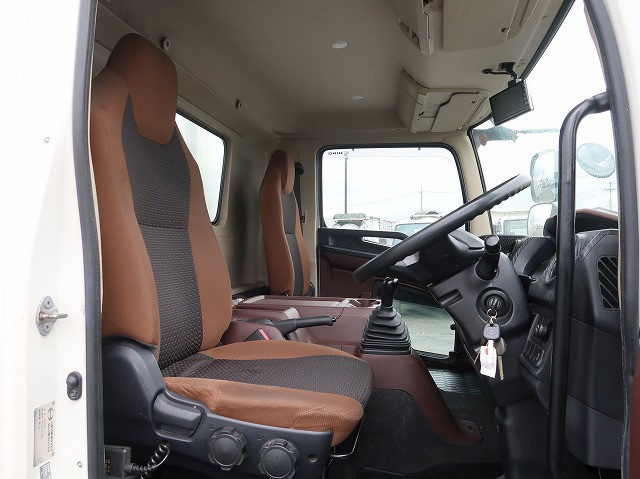 中古トラック 日野冷凍バン ＃13