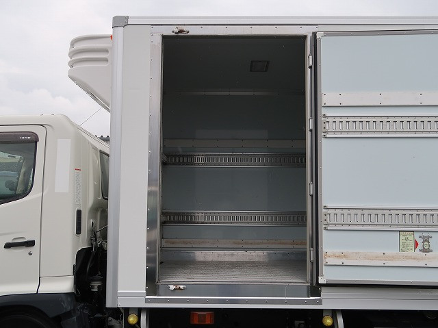 中古トラック 日野冷凍バン ＃8