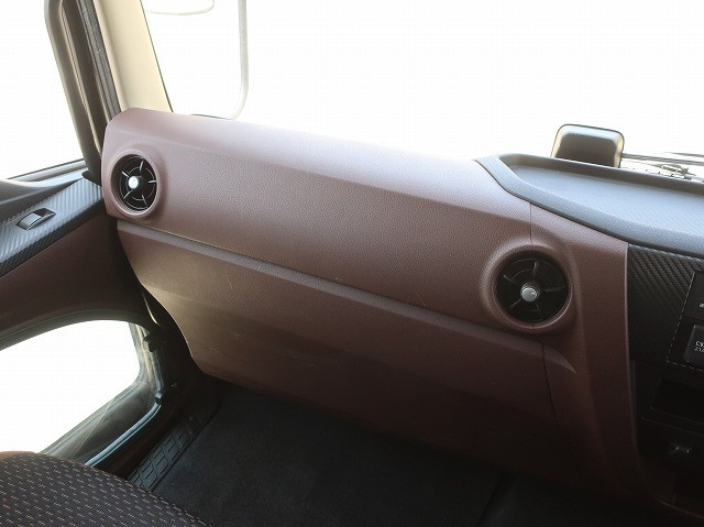 中古トラック 日野冷凍バン ＃15