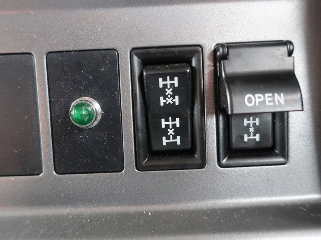 中古トラック 日野トラクタヘッド ＃19