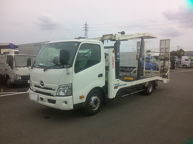 日野　車載車／キャリアカー／重機運搬車