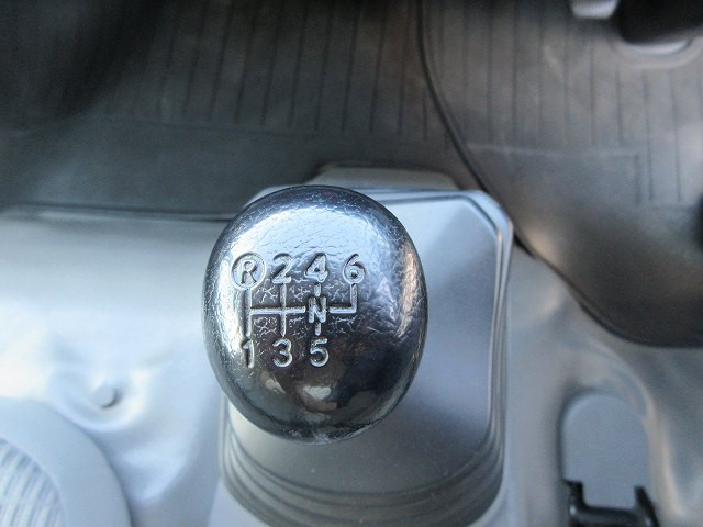 中古トラック 日野冷凍バン ＃18