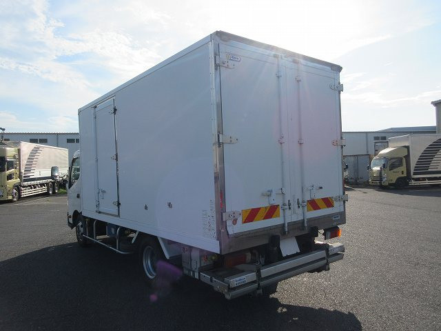 中古トラック 日野冷凍バン ＃4