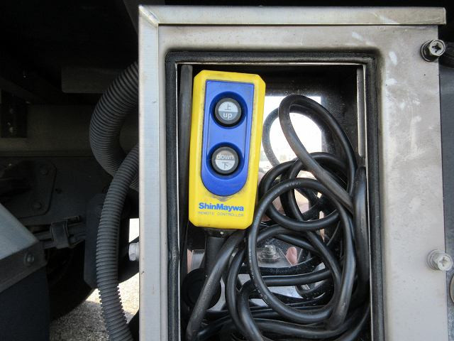 中古トラック 日野冷凍バン ＃7