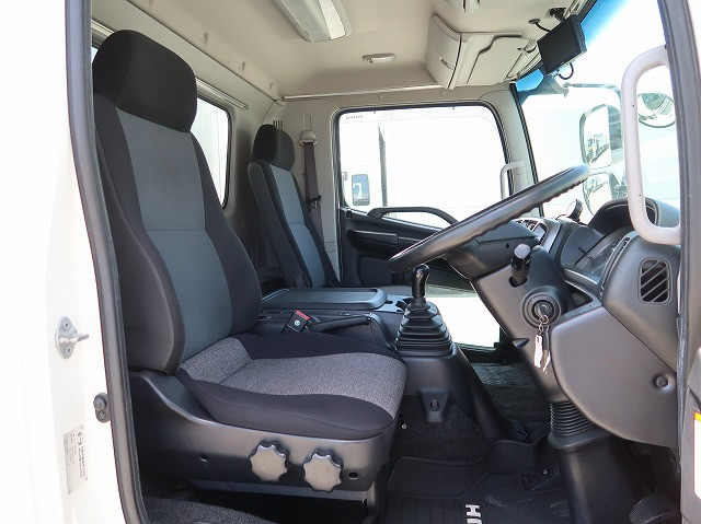 中古トラック 日野冷凍バン ＃11