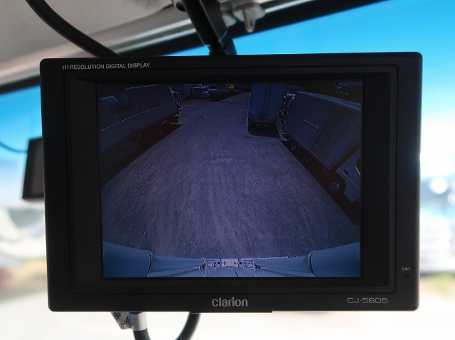 中古トラック 日野冷凍バン ＃18