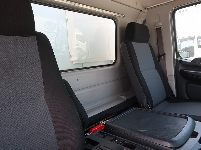 中古トラック 日野冷凍バン ＃23