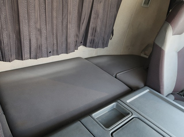 中古トラック 三菱ふそうセルフローダー ＃23