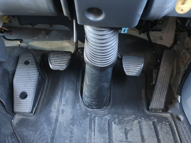 中古トラック いすゞ平ボディアルミブロック ＃24