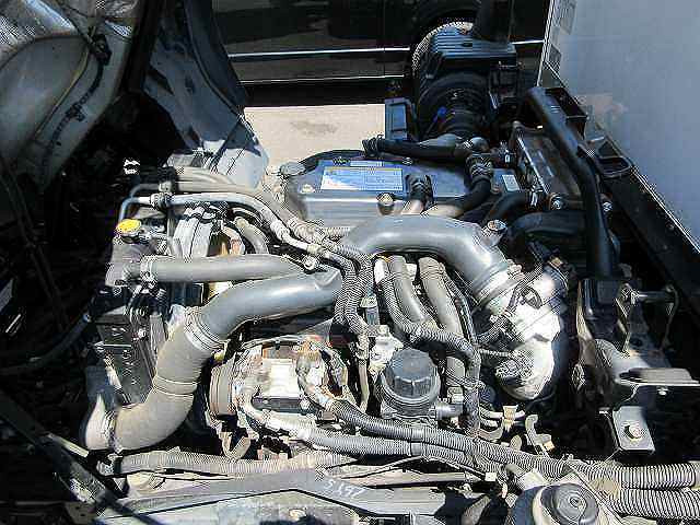 中古トラック いすゞ冷凍バン ＃12