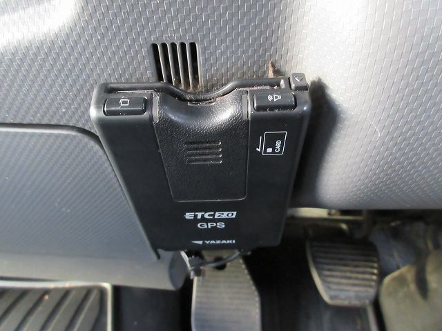 中古トラック いすゞ冷凍バン #19