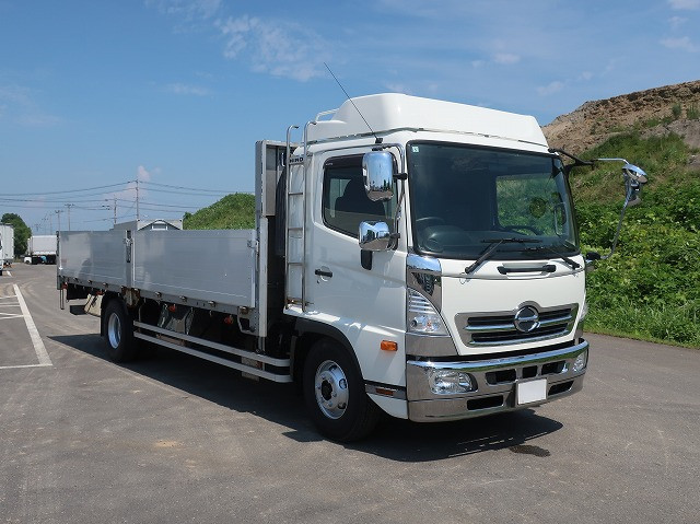 中古トラック 日野 レンジャー 中型平ボディ