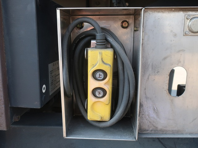 中古トラック 三菱ふそうアルミバン ＃9