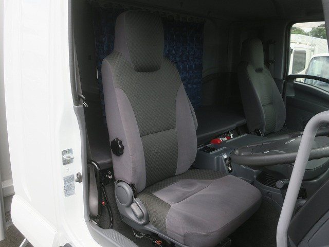 中古トラック いすゞアルミウィング ＃13