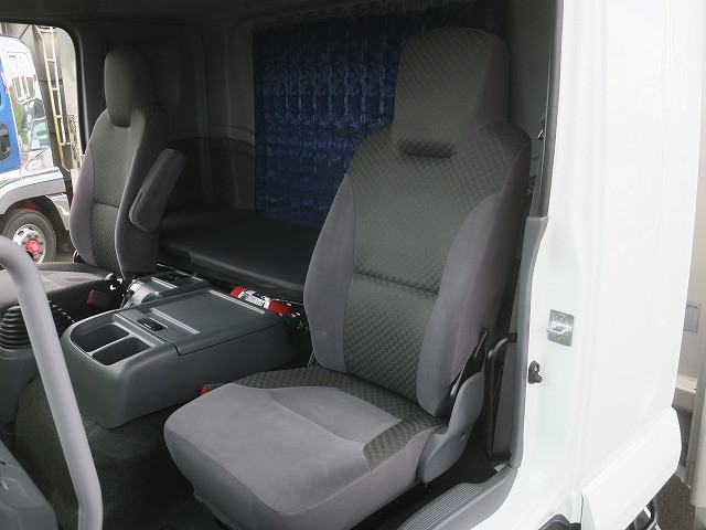 中古トラック いすゞアルミウィング ＃22