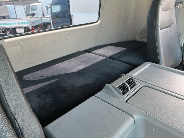 中古トラック 三菱ふそうトラクタヘッド ＃23