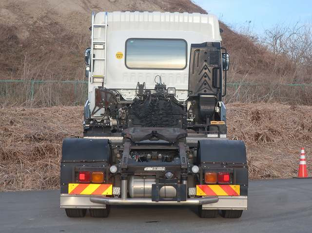 中古トラック いすゞ ギガ トラクタヘッド