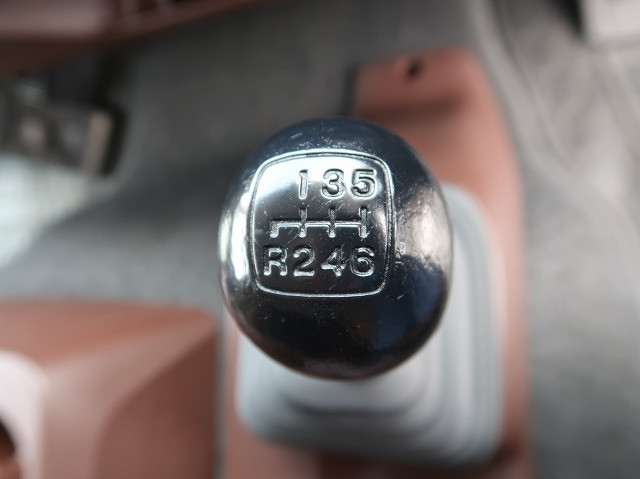 中古トラック 日野冷凍バン ＃17