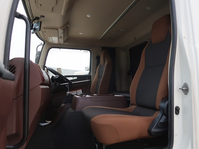 中古トラック 日野冷凍バン #23