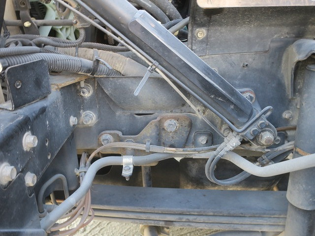 中古トラック UDトラックストラクタヘッド ＃11