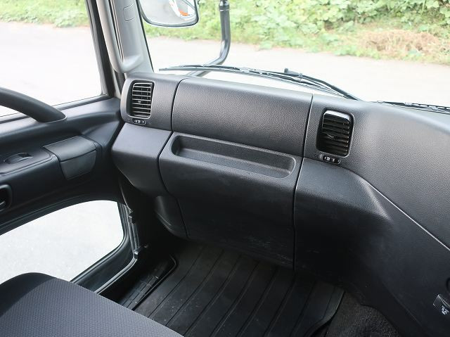 中古トラック 日野 プロフィア 大型平ボディ