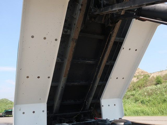 中古トラック いすゞダンプ ＃9