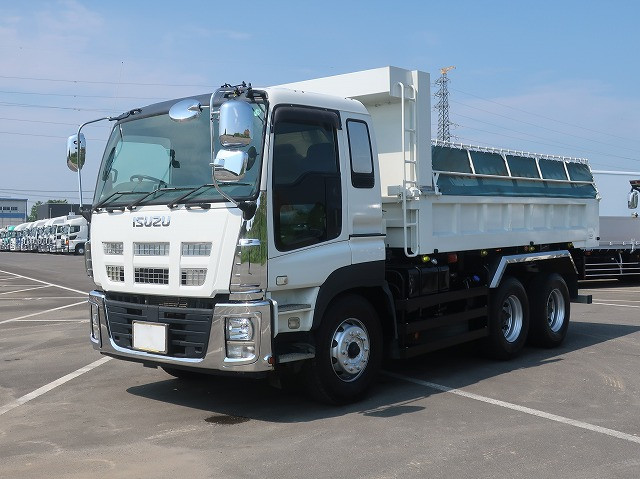 [Lease Rental Vehicle] 2015 Isuzu Giga Large Dump Truck with L-Gate, 2 Differentials, 380 HP 