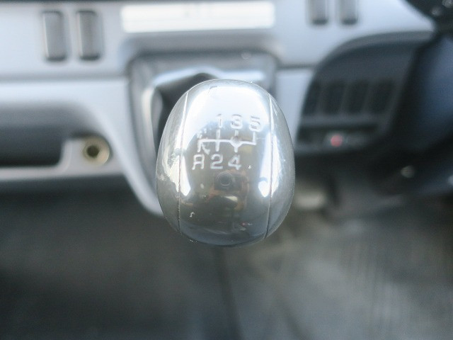 中古トラック 三菱ふそう キャンター 3tアルミバン