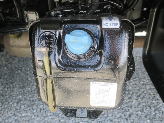 中古トラック 三菱ふそう キャンター 3tアルミバン