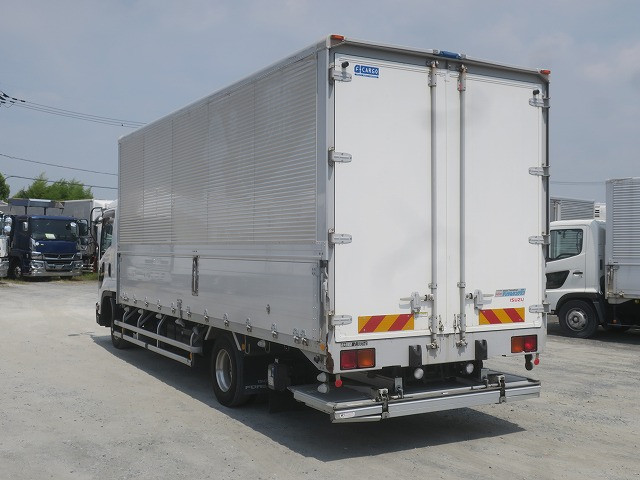 中古トラック いすゞ フォワード 中型アルミウィング 