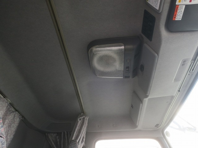 中古トラック いすゞコンクリートミキサー車 ＃24