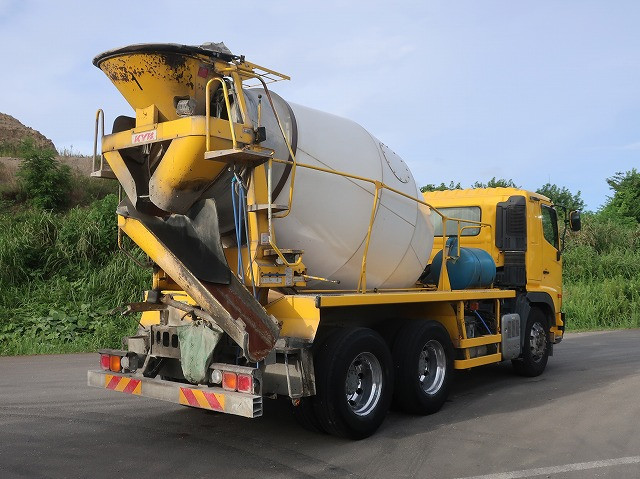 中古トラック 日野コンクリートミキサー車 ＃3