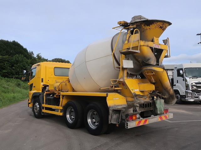 中古トラック 日野コンクリートミキサー車 ＃4